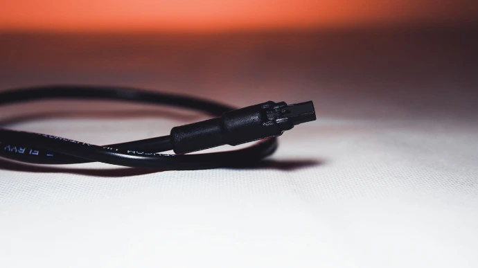 Mizu P25 Connector overmoulded onto a cable