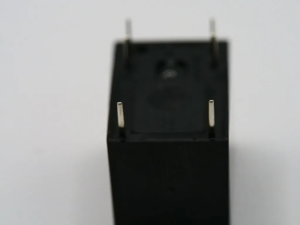 6 PIN 12V mini through hole (11).webp