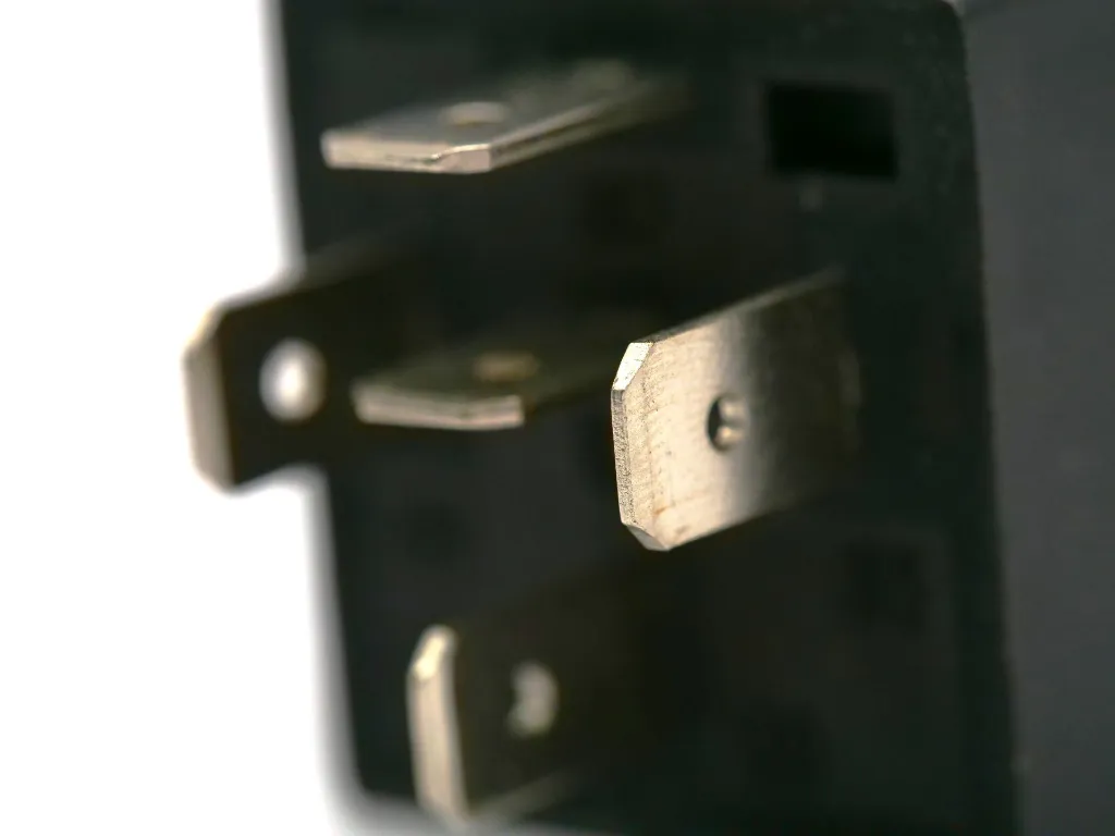 12V Auto relay (11).webp