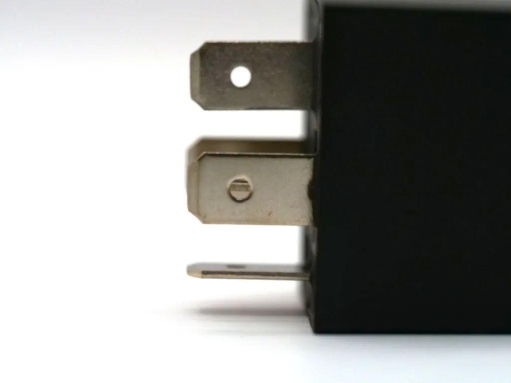 NO-20A auto relay (10).webp
