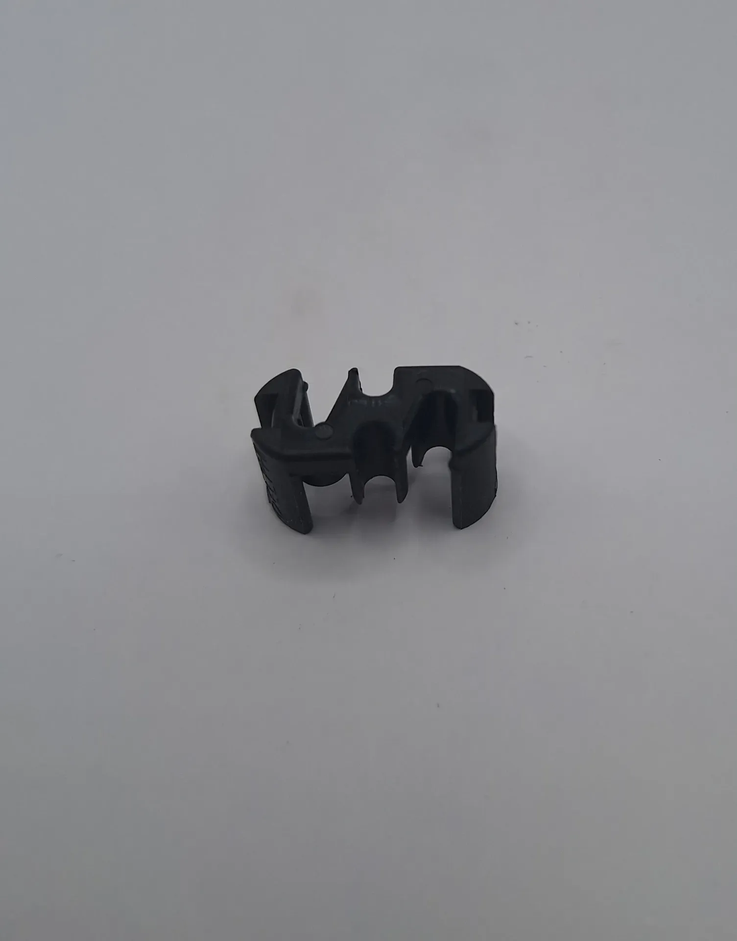 Secondary Lock For 4 Way Delphi Metripack 150 Socket Housing