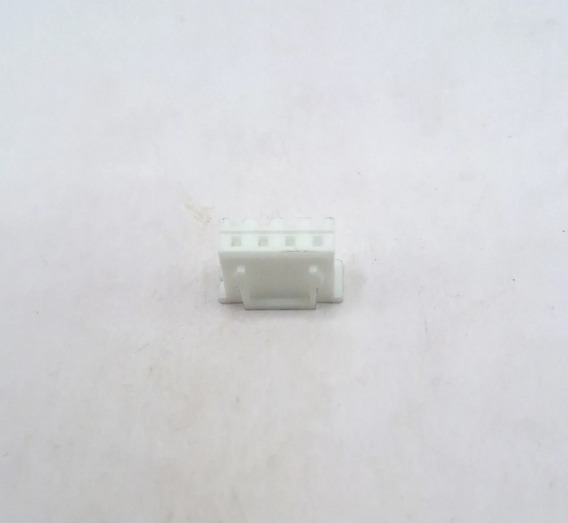 XHP-4 - XH Series, Receptacle, 4 Ways, 2.5 mm