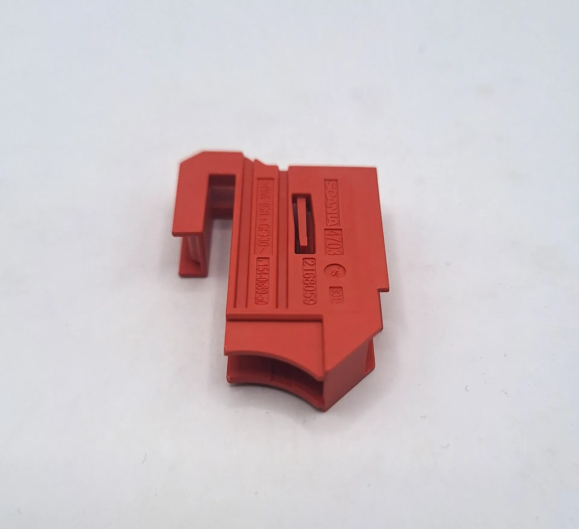 Yazaki Fuse Connector - Red - Scania 2168059