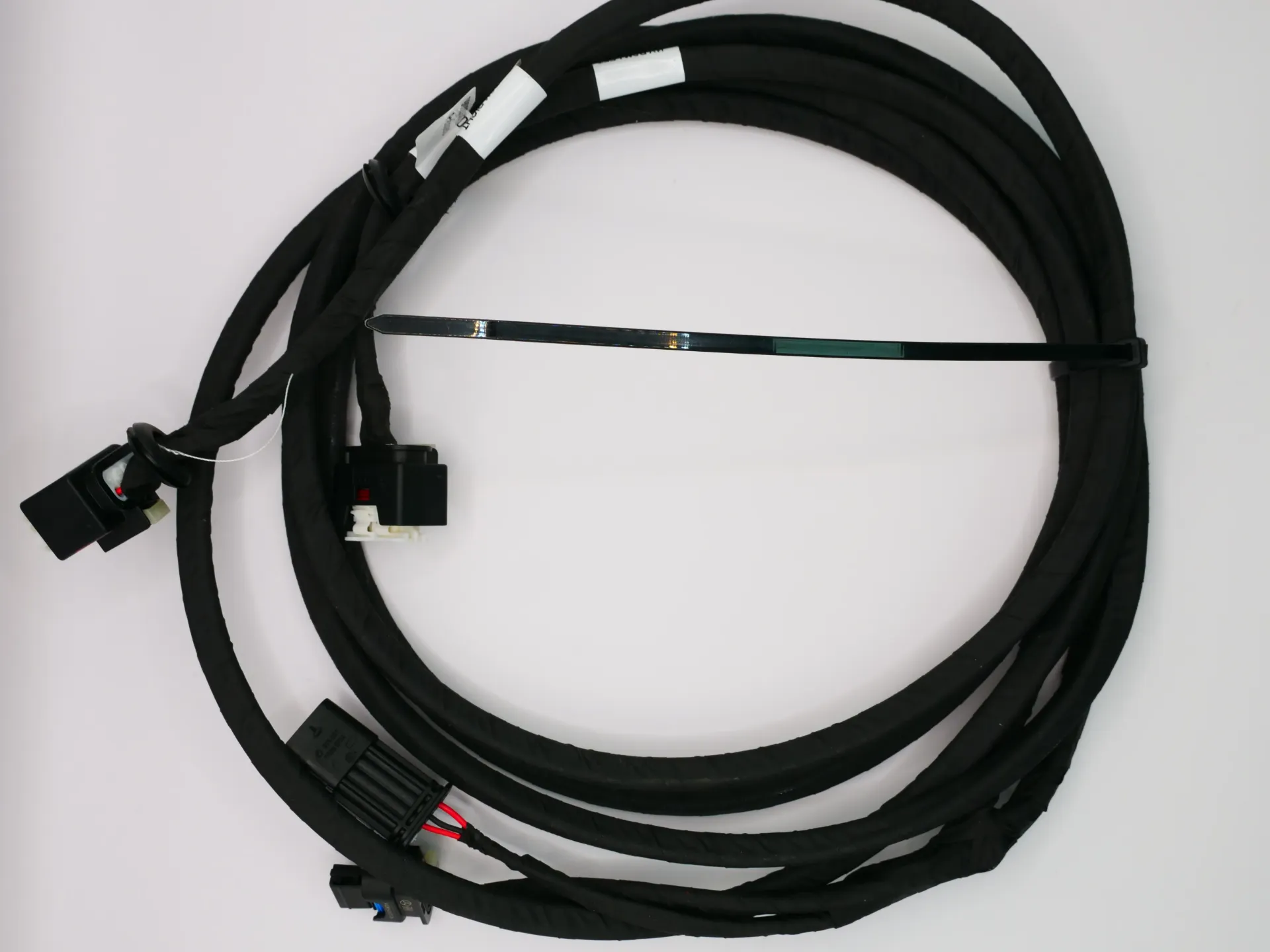 [980891205] Mercedes Models 907/910 - Blind Spot Assist Sensor Loom - BSIS - 2 Metre - x2 4 Way Vehicle Connectors