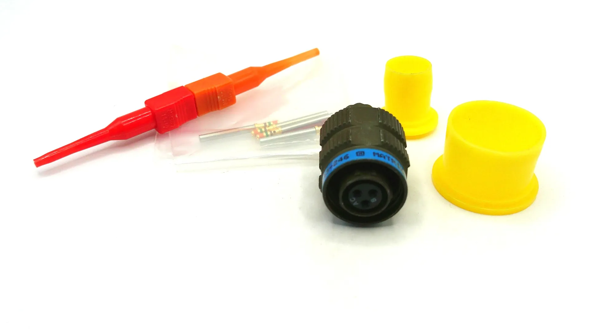D38999/26WA-98SN  Straight 3 Way Circular Conn, Female Contacts