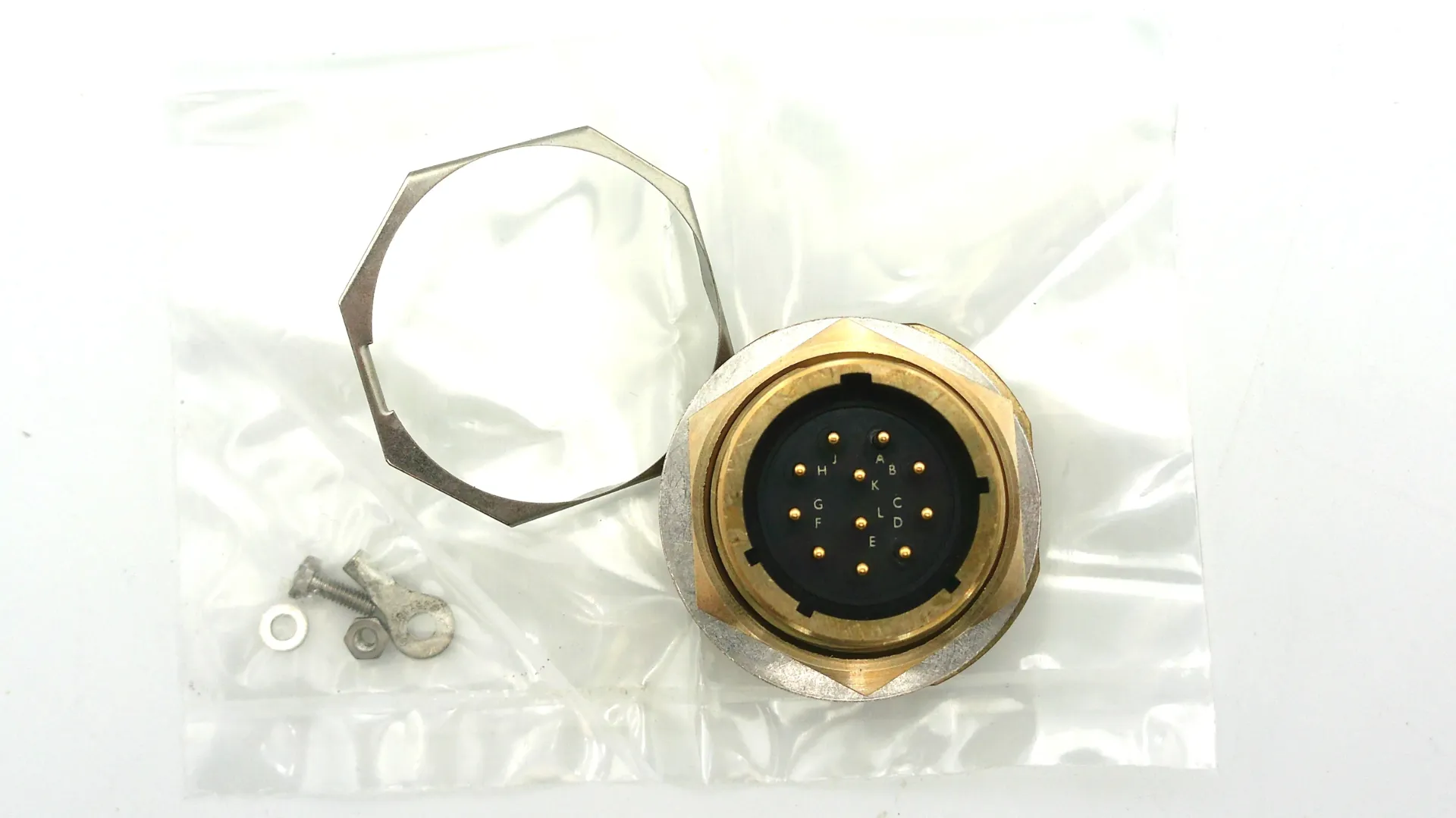 508/1/31316/121 Connector