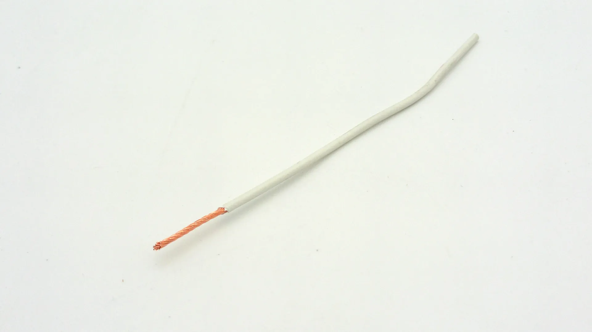 1.0mm Low Smoke Self Extinguising automotive Cable (White)