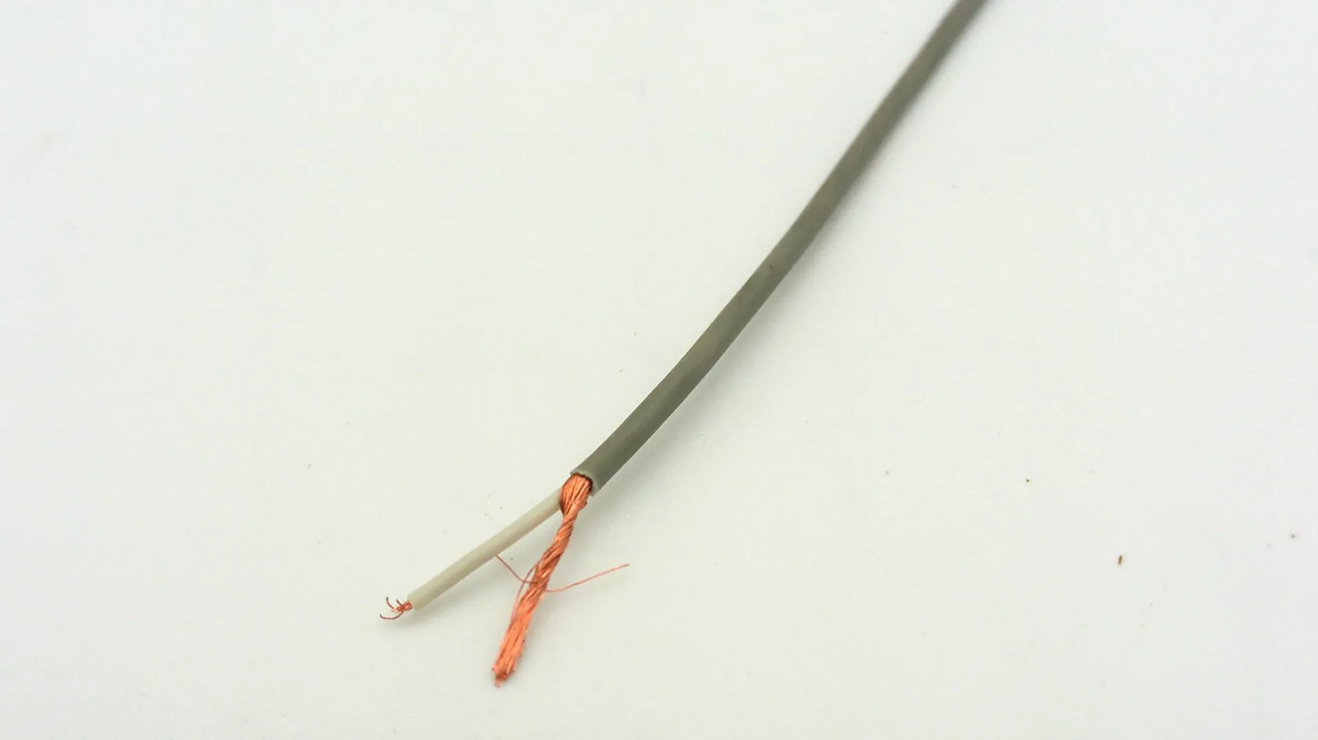 [1-01000] 10/0.11mm Single Core Screened Audio Cable