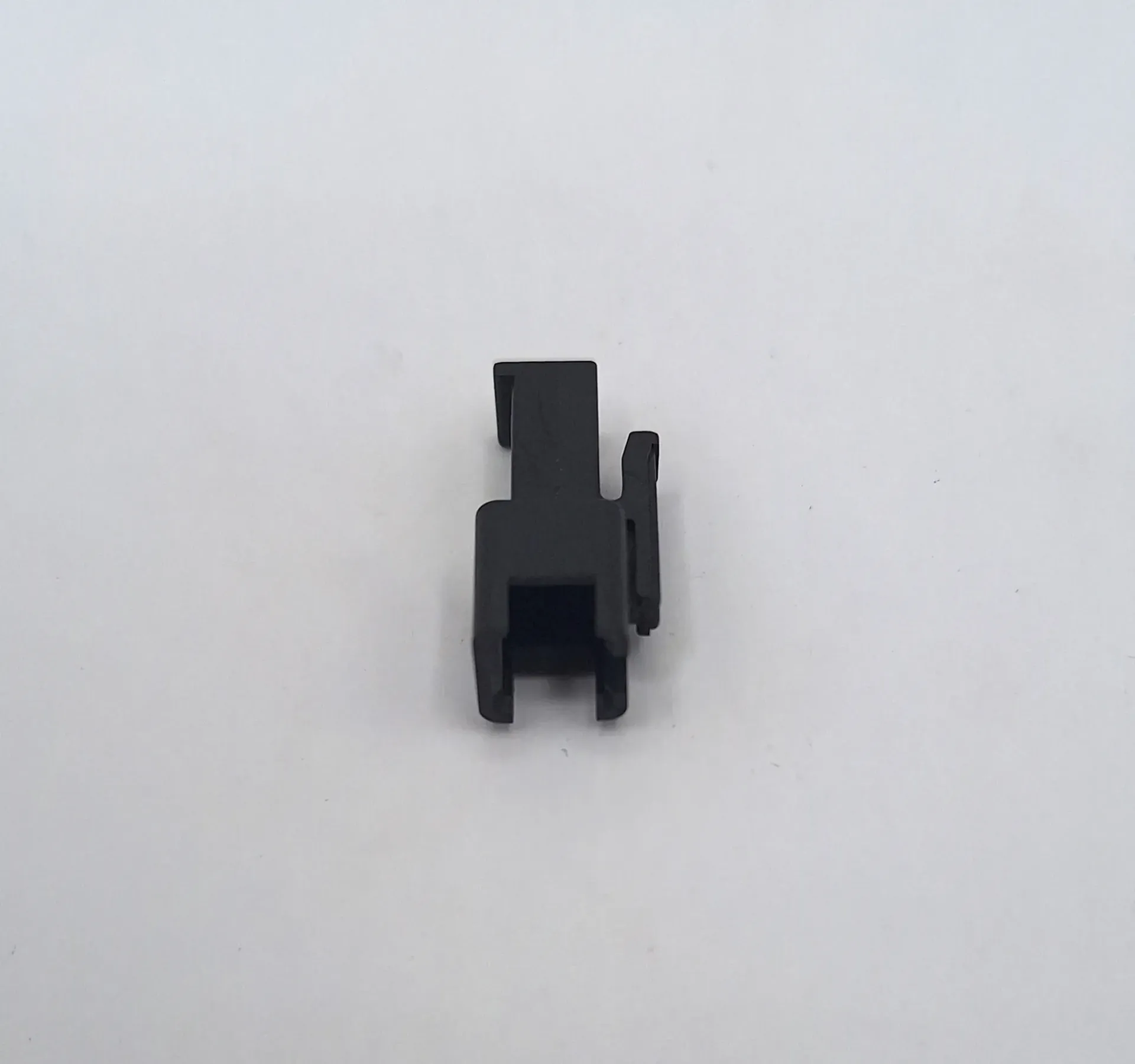 2 Way JST SM Series Pin Housing