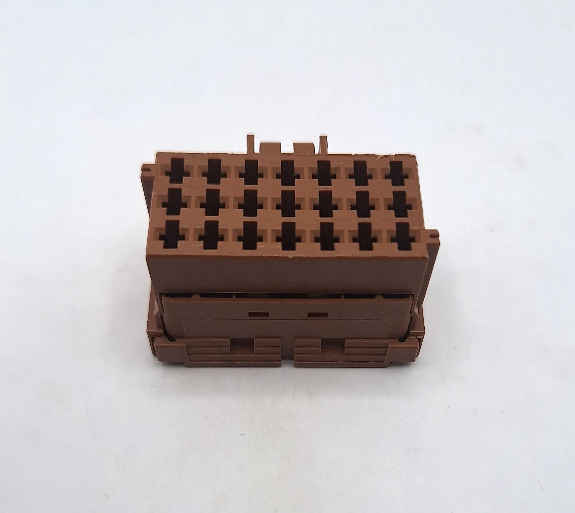 [7-42057] 21 Way MCP 2.8k Series Socket Housing - Key A (Brown)