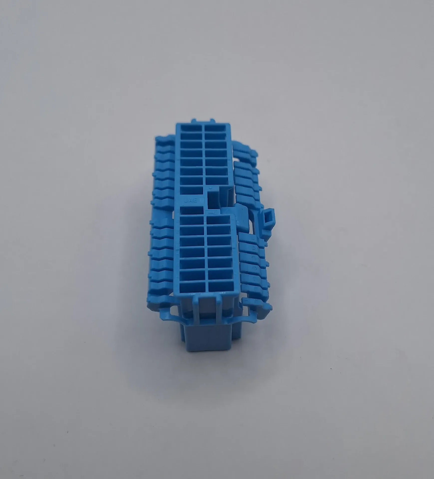 30 Way JAE IL-AG5 Series Socket Housing - Blue