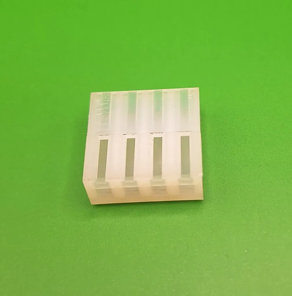 4 Way + Lock Plug 3.96mm Pitch (TAICOM TOBY)
