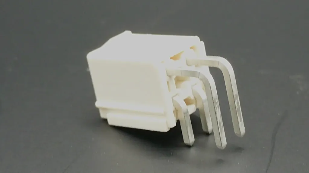 4 Way Molex Mini-Fit Jr. Pin Header - Dual Row - Angled - No PCB Peg