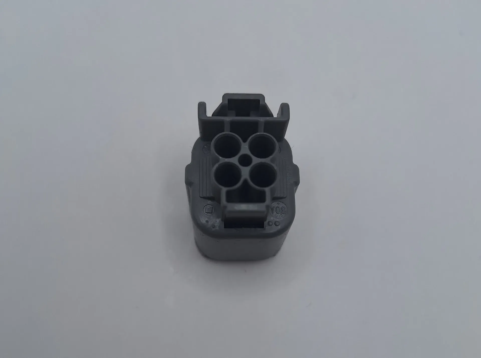 4 Way Sumitomo HW090 Series Socket Housing