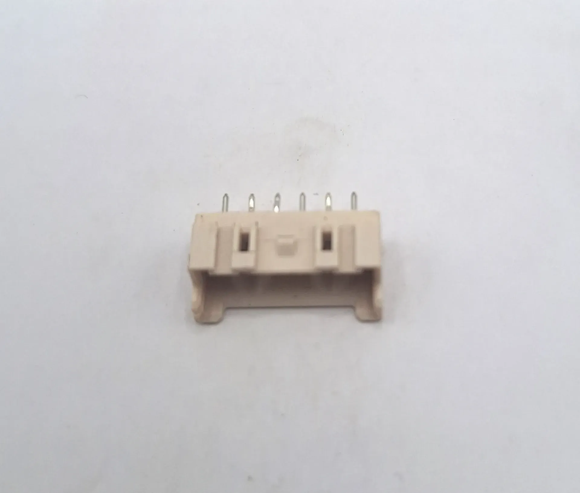 6 Way JST XA Series Pin Header - 2.5mm Pitch - Vertical