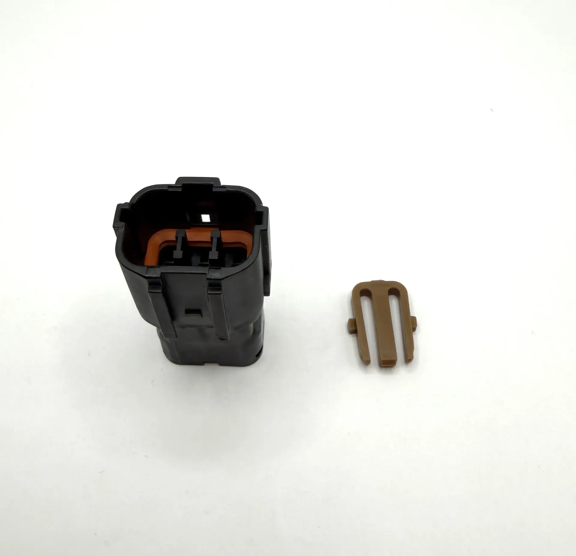 6 Way Yazaki SWP Series Pin Housing - With Secondary Lock
