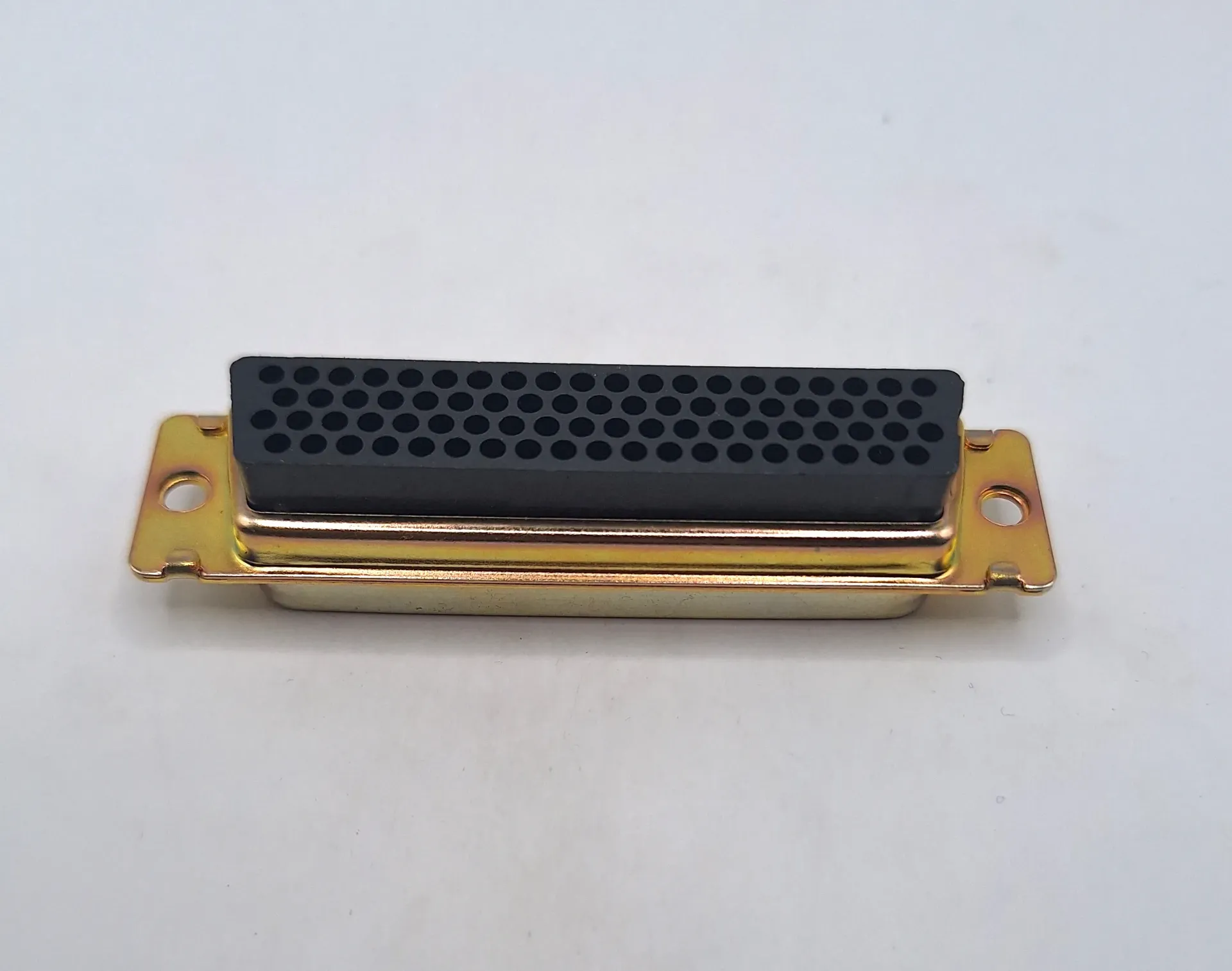 78 Ways, High Density D Sub, DD, AMPLIMITE 90 Series Pin