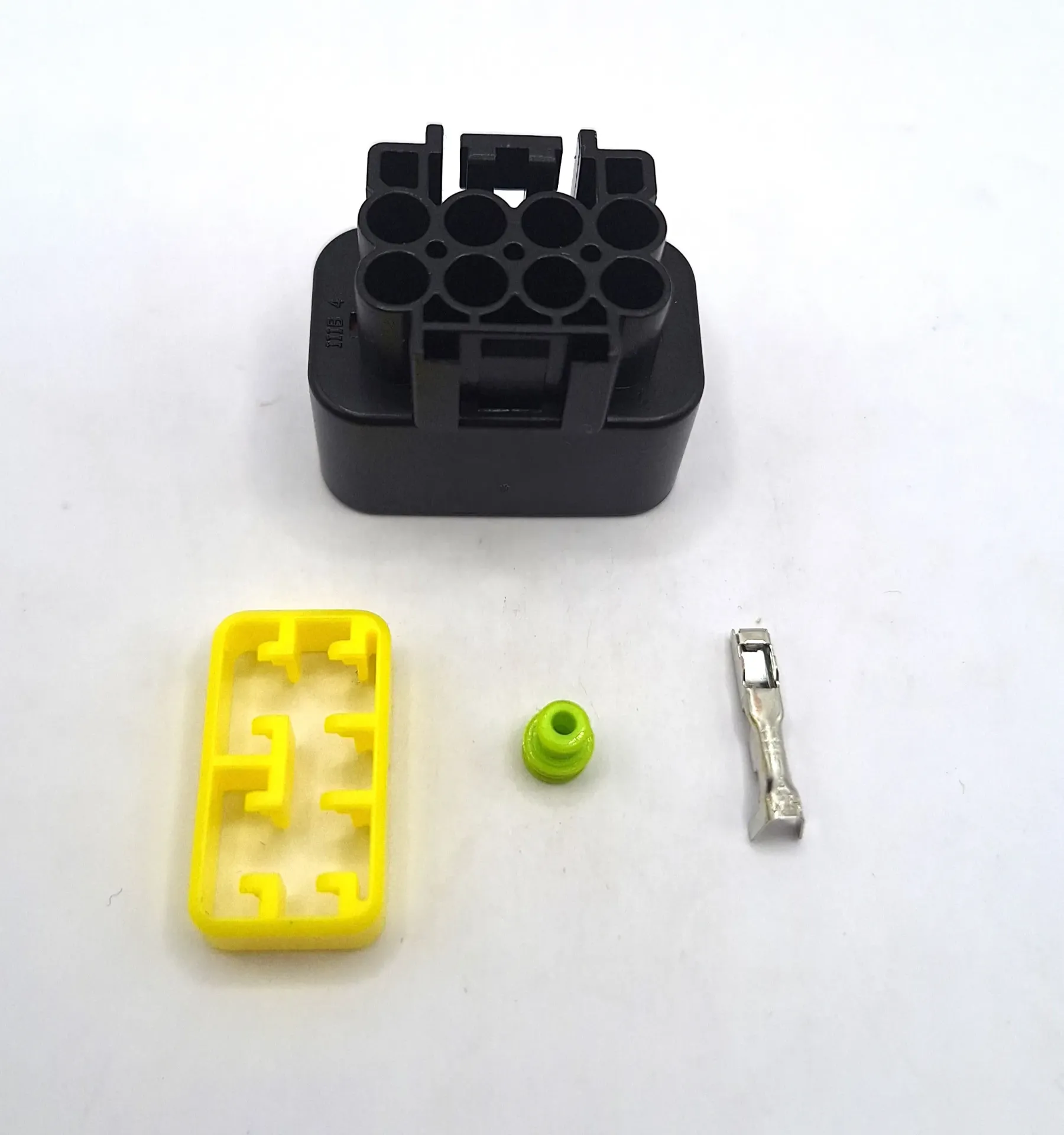 [7-99064] 8 Way Furukawa RFW 090 Socket Housing - Crimps Inc.