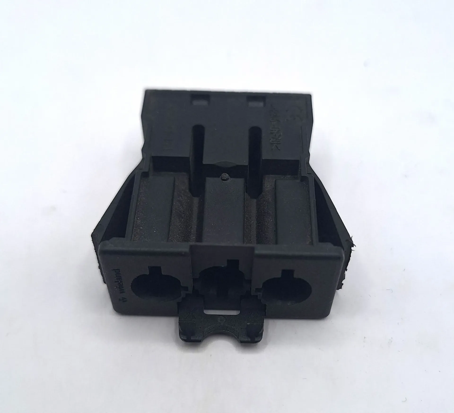 92.032.7658.1 - Pin Black 3 Way Panel Wieland