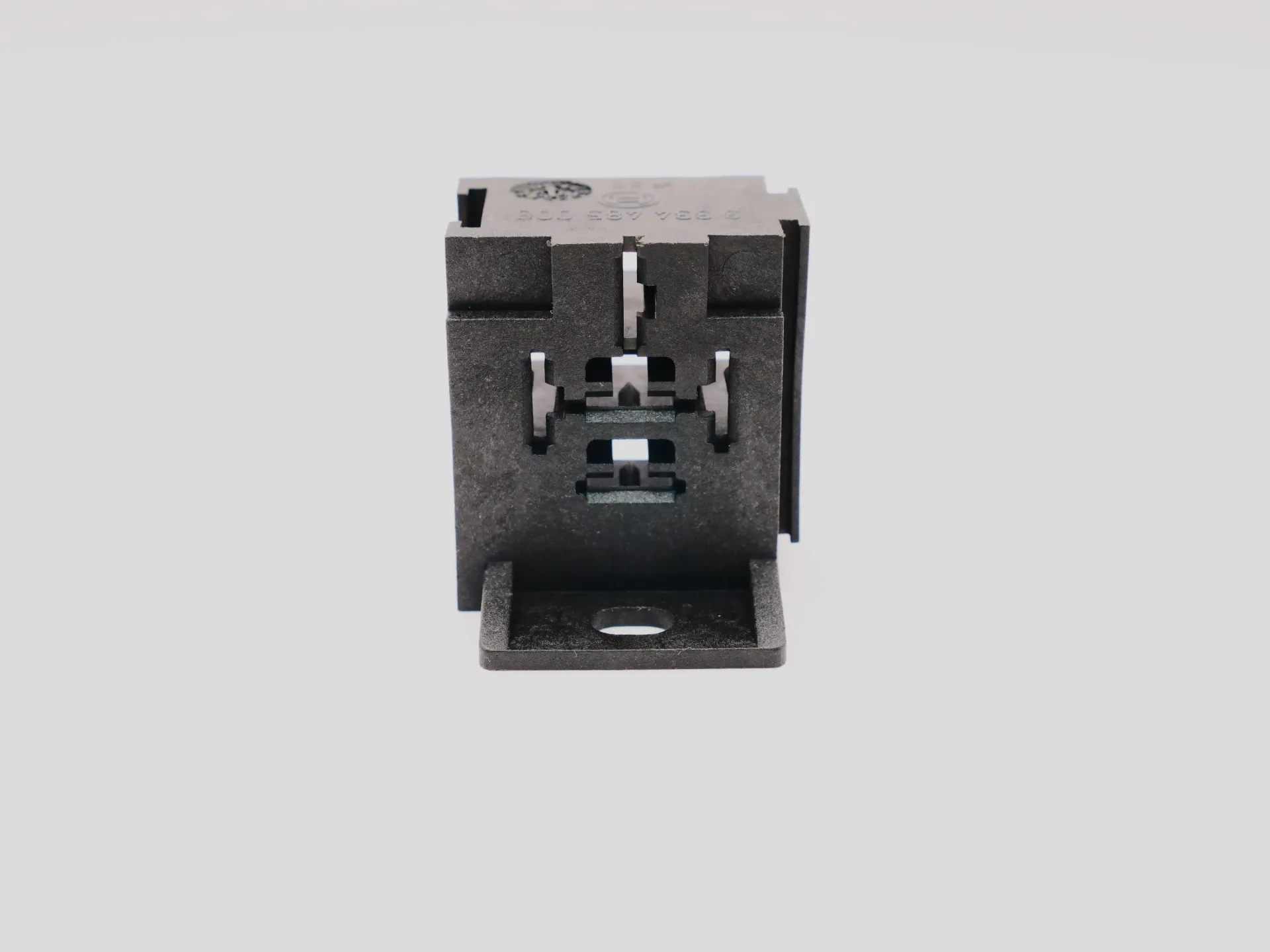 Auto Relay Base Black - with mount