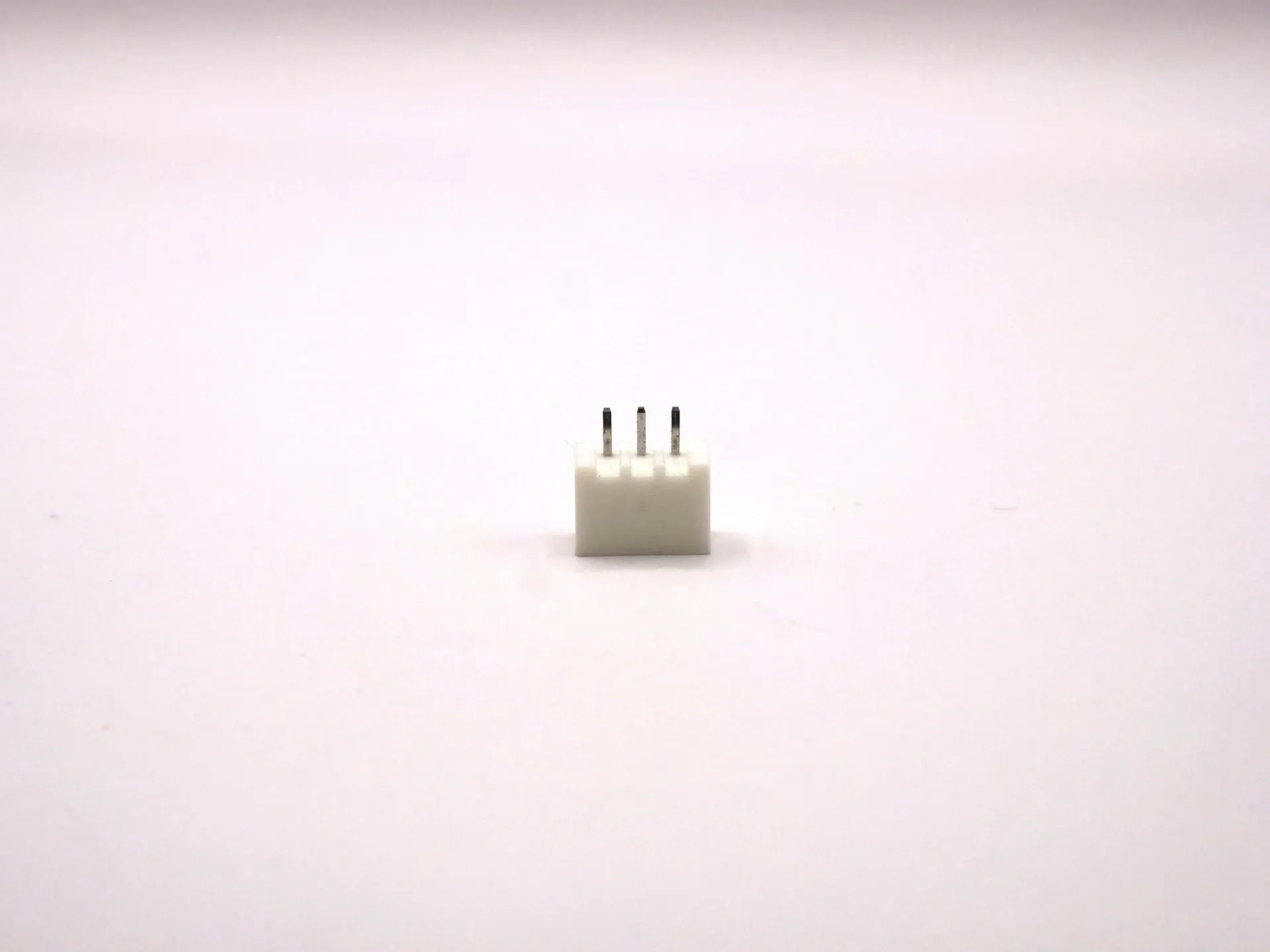[7-00163] B3B-XH-A - XH Series,3 Way Pin Header 2.5mm