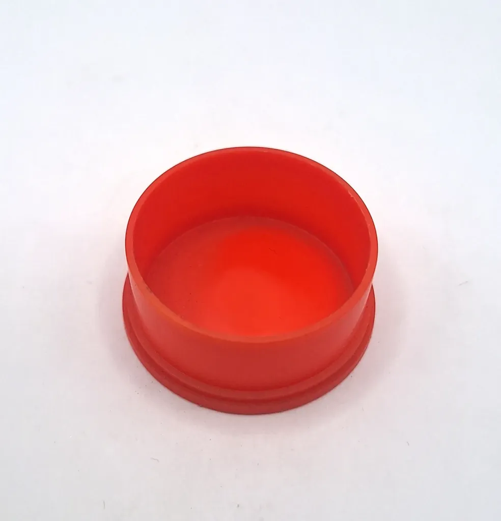 C18 - LPDE UTILITY CAPS - RED