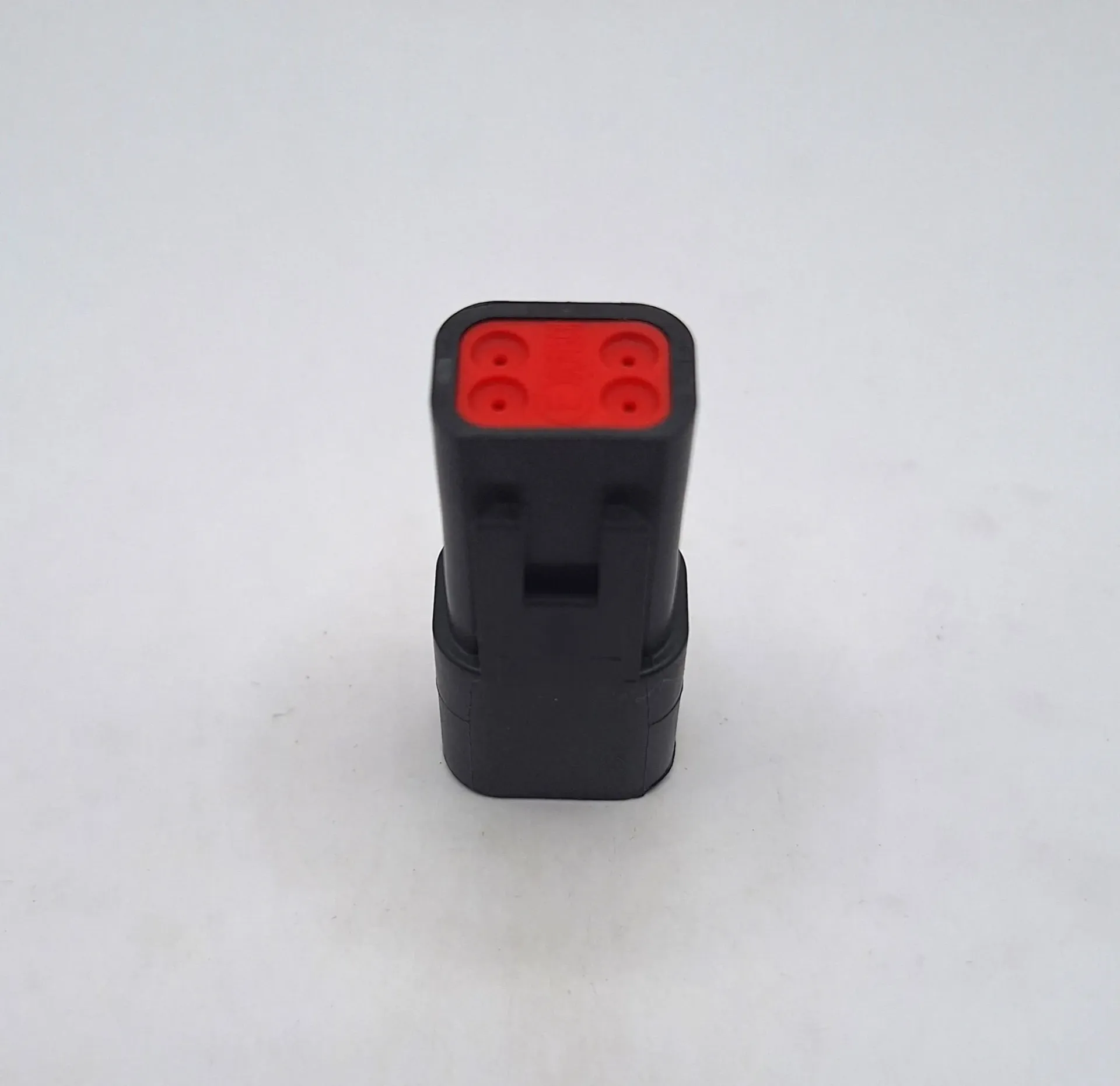 [7-00277] DT04-4P-CE02 - 4 Way Deutsch Pin Housing - Black - No End Cap (Thin Seal)