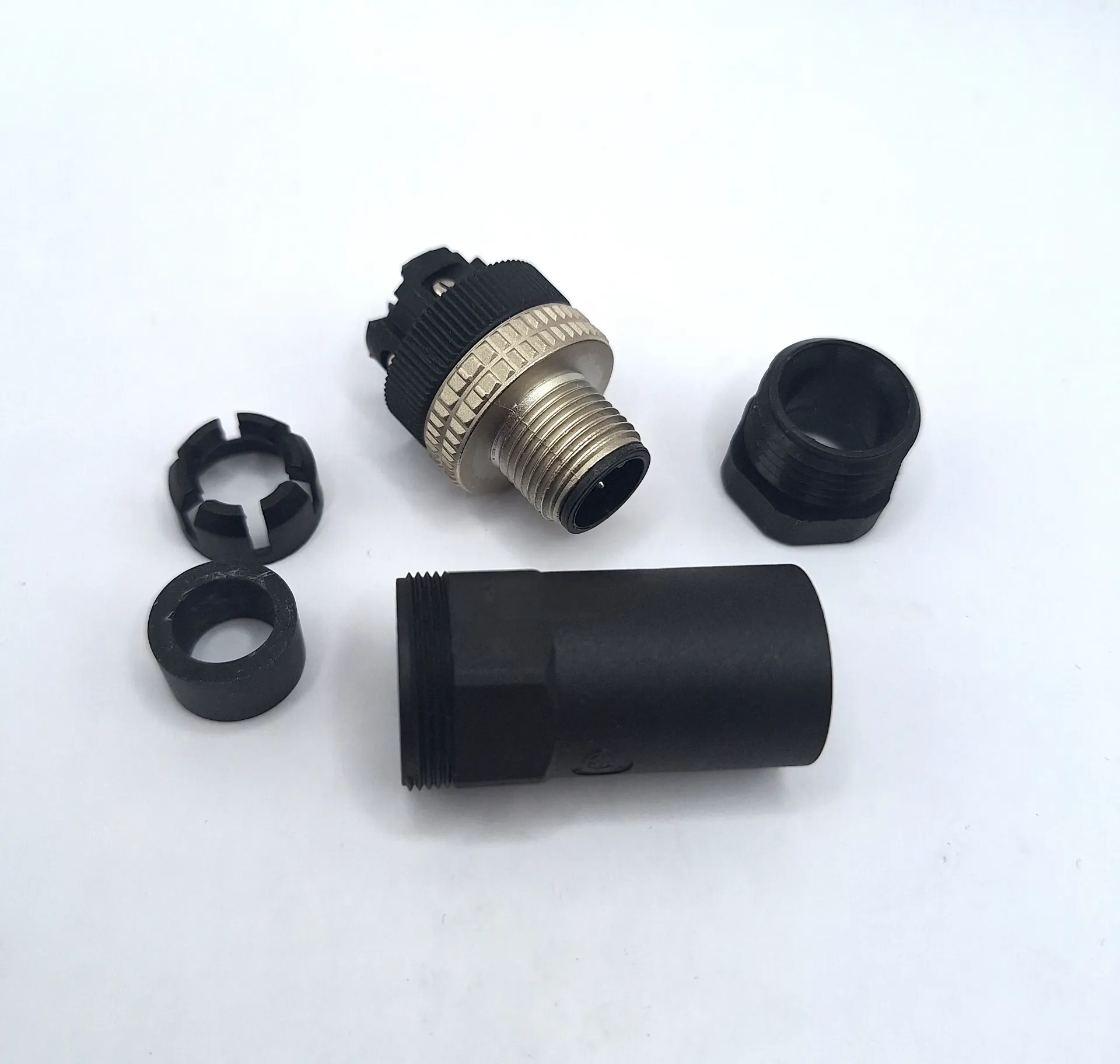 E Series M12, Cable Mount Plug, 4 Contacts, Screw Pin