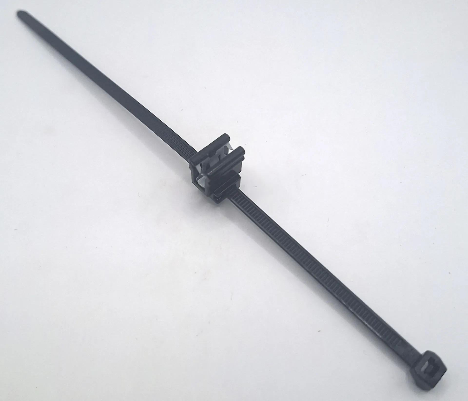 Hellerman Edge Clip Cable Tie