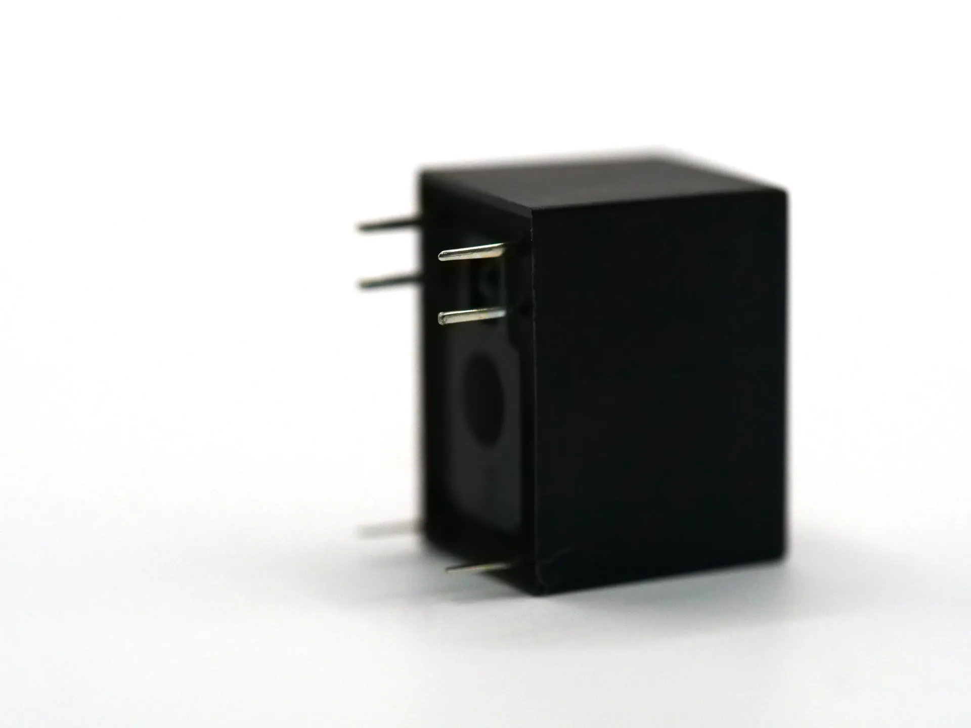 [9-00120] 6 Pin Miniature Through Hole Relay - 24V - 1A - SPDT